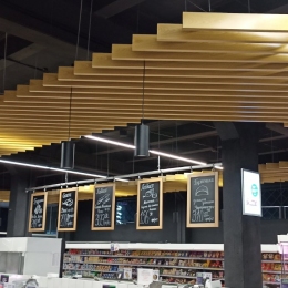 Монтаж кубоподібної рейки KRAFT в супермаркеті 