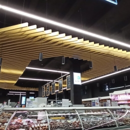 Монтаж кубоподібної рейки KRAFT в супермаркеті 