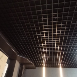 Монтаж підвісної стелі в підземному паркінгу