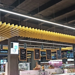 Монтаж кубоподібної рейки KRAFT в супермаркеті 