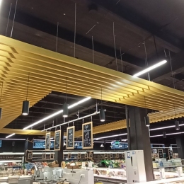 Монтаж кубоподібної рейки KRAFT в супермаркеті 