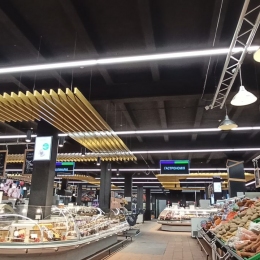 Монтаж кубоподібної рейки KRAFT в супермаркеті 